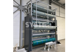 Stockeur rotatif pour rouleaux et bobines