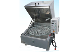 Machine à laver à panier tournant pour pièces mécaniques