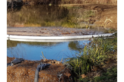 Barrage absorbant antipollution