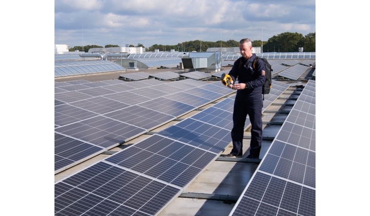 Les outils de mesure Fluke simplifient le travail des professionnels du photovoltaïque