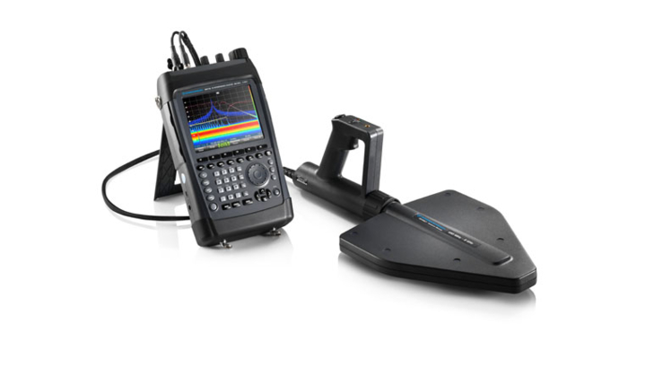 Tracker d'interférences RF R&S MNT100 pour réseaux mobiles