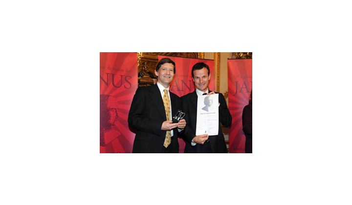 Christophe Bouvet, Directeur Commercial et Service de STILL France a reçu le Janus de l’Industrie 2008 pour le RX70 hybride.