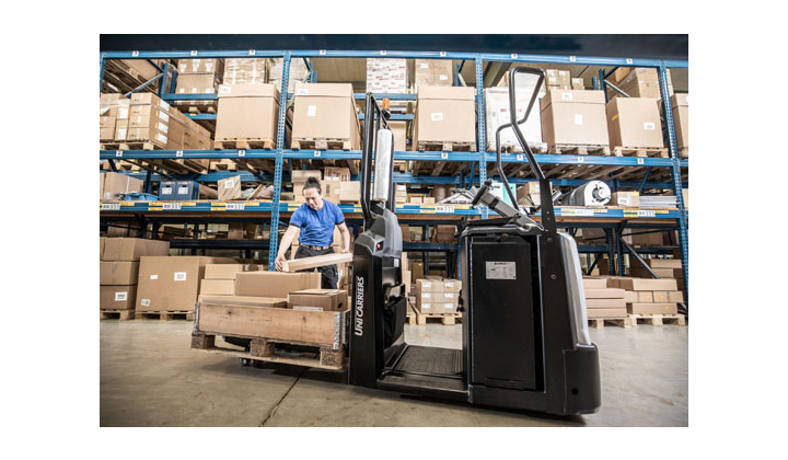 UniCarriers lance un nouveau préparateur de commandes au sol